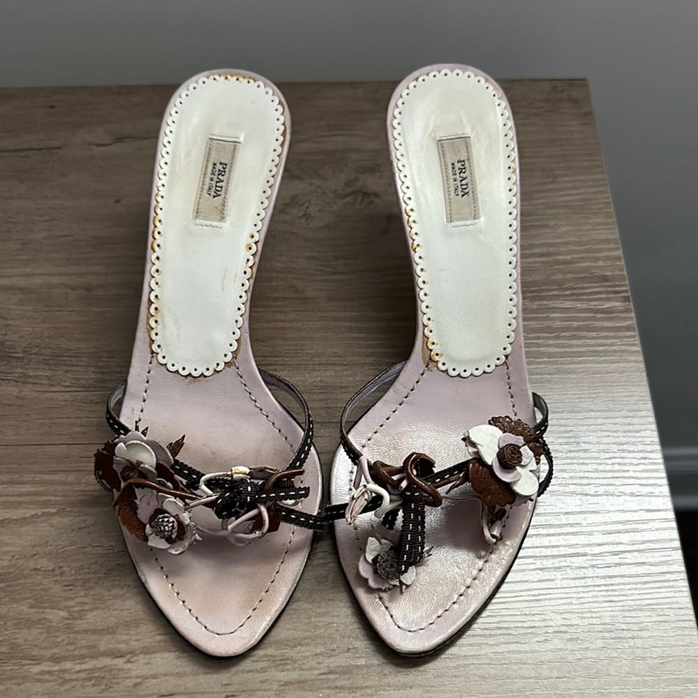 Prada Women's Vintage Floral Kitten Heels - Picture 6 of 9